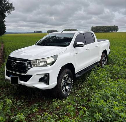 TOYOTA HILUX 2.8 SRV 4X4 CD 16V DIESEL 4P AUTOMÁTICO TOYOTA HILUX 2.8 SRV 4X4 CD 16V DIESEL 4P AUTOMÁTICO